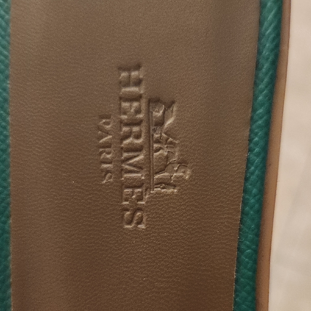 Hermes Emerald Green Women's Sandals - Picture 2 of 11